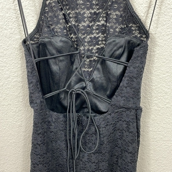 New Bardot Chameleon Lace Midi Dress In Black Strappy Open Back Sz S - Picture 8 of 16